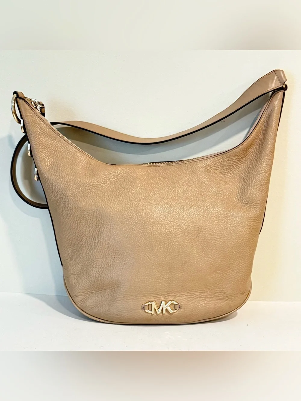 Michael Kors Izzy Large Leather Shoulder Bag mocha Bisque Crossbody Purse